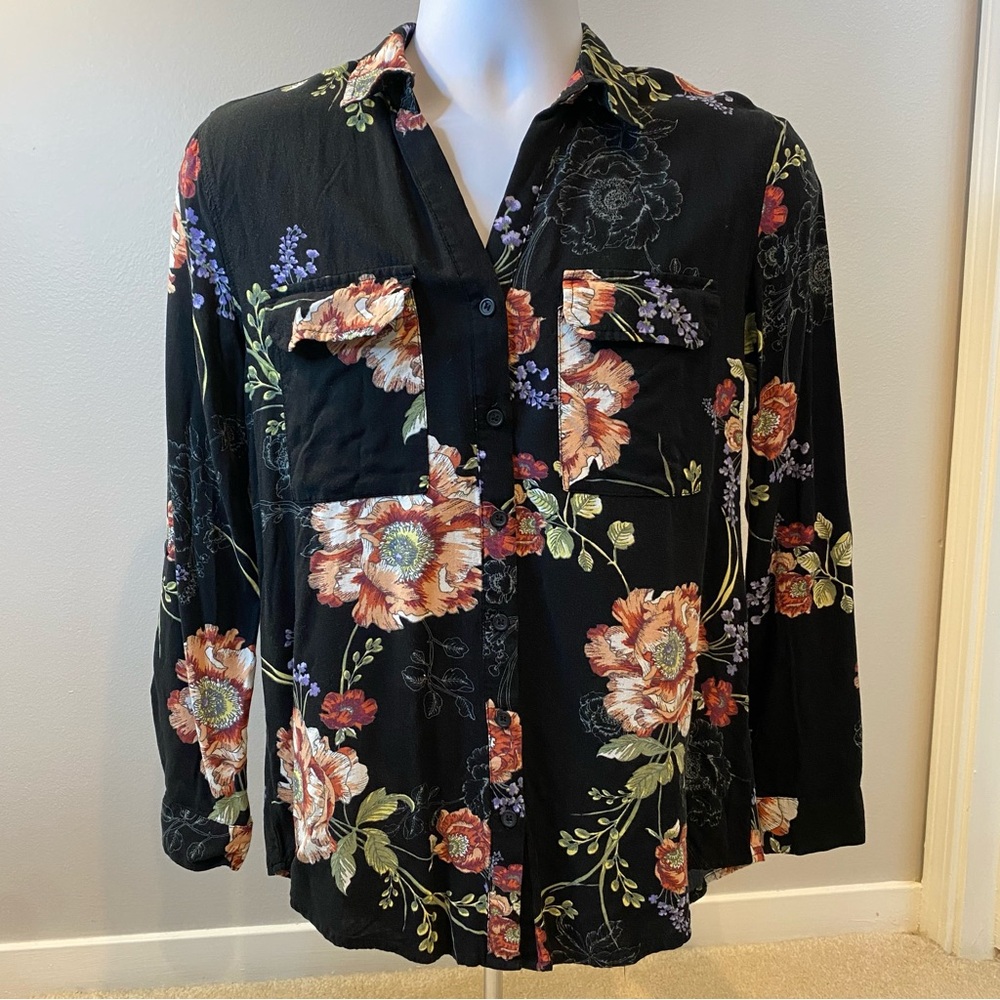 Blu Pepper Black and Floral Button-Up Blouse
